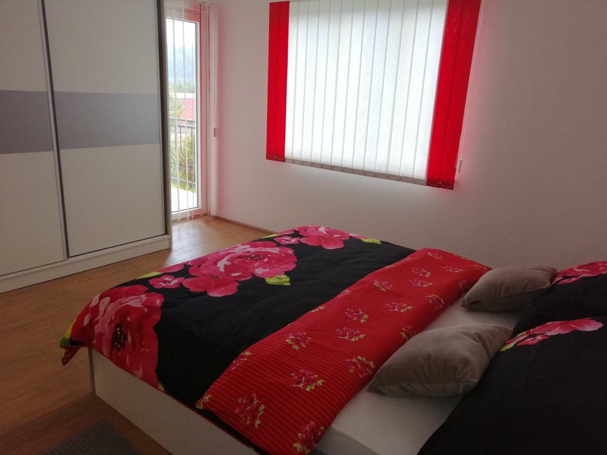 Cosy Apartment Road A6 Fužine Extérieur photo